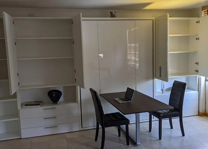 Cozy Studio, Walk To The Beach, Restaurants, Bars